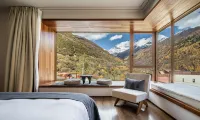 Siguniang Mountain and other winds come to the snow mountain B&B