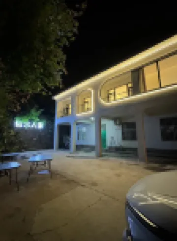 Yishuirenjia Homestay (Bali Gou Scenic Area)