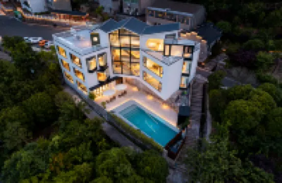 THE LUUUK HOUSE