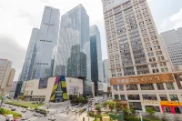 Qingdao Liangyan Light Luxury Apartment (Qingdao CBD Wanda)