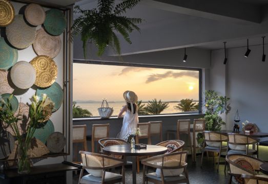 선전 화이트 하우스 씨 뷰 리조트 레스토랑