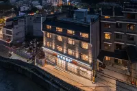 HanTing Hotel (Fenghuang Gucheng Hongqiao) Hotels in Fenghuang