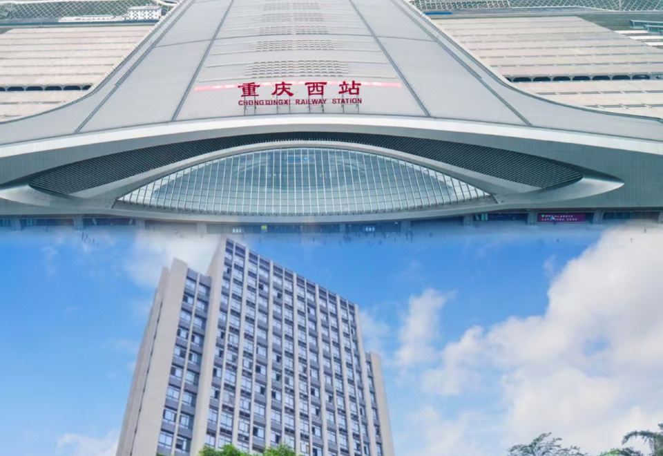 4. 헬로 호텔 (충..