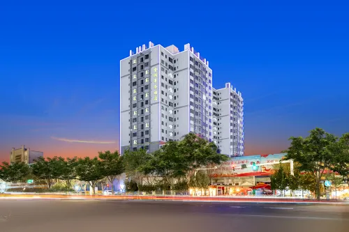 Korla Jinlan Business Hotel (Southern Xinjiang Grand Bazaar)