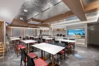 Dingshe Hotel (Yongqingfang, Shamian Island, Guangzhou)