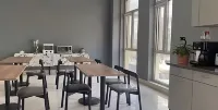 LAVISH HOTEL - breakfast