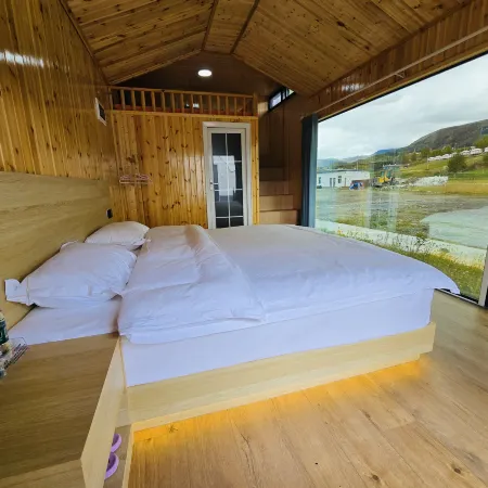 Daofu Qupa · Moshitan Camping Hotel