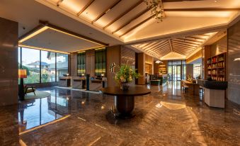 Holiday Inn  Pu'er Jingmai