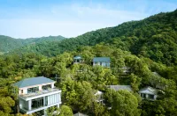 EVERGREEN CLOUDSHADOW RESORT HOT  호텔