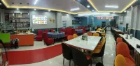 Lingshan Hotel - parking