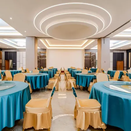 Xinglan Hotel (Taiji Altar Branch, Central Bagua City)