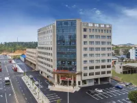 Vienna International Hotel (Poyang Wetland Park) Hotels in Poyang