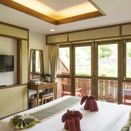 P.P. Erawan Palms Resort