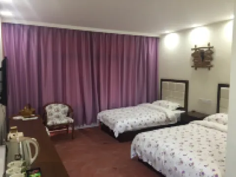 Jiayin Birch and Lilac Homestay