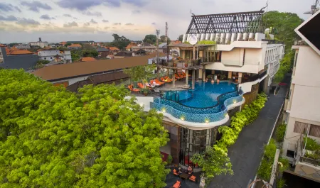 Sun Island Hotel & Spa Legian