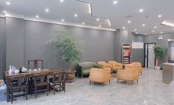 Linyi Chunxili E-sports Hotel