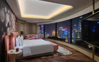 Blossom House · Shanghai On The Bund - balcony