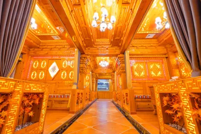 Heishui Jixiang Valley Hotel