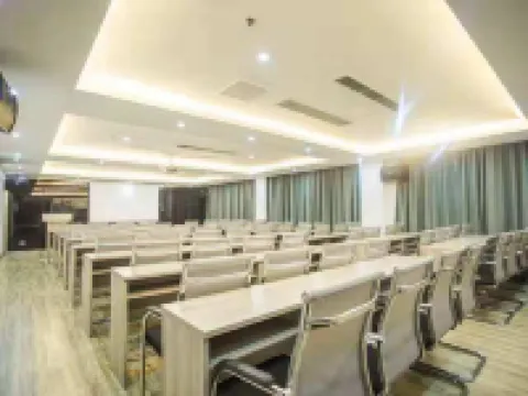 城市便捷酒店（赤壁步行街店） 赤壁酒店