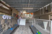 OYO 588 Sunrock Resort Hotels in Taytay