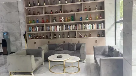 Xiyuan Hotel Отели рядом с достопримечательностью «Yao Family Courtyard in Taiyuan, Shanxi»