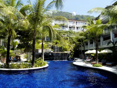 Sunset Beach Resort Hotel a Phuket