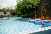 Zizhuyuan Hotel - Pools