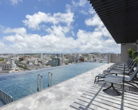 Hewitt Resort Naha โรงแรมในนาฮะ