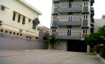 Sapadia Guest House Syailendra Medan