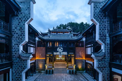 Rezen Retreat Zunyushiting