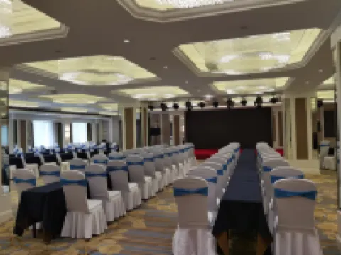Shahe Jinsui Holiday Hotel