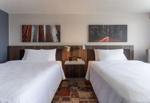 에머리빌 호텔 전망