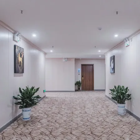 Yuanyuan Hotel (Guangzhou Jiayi Branch)