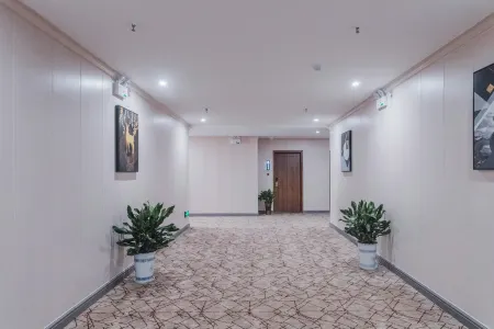 Yuanyuan Hotel (Guangzhou Jiayi Branch) Отели рядом с достопримечательностью «Jiahe Puji Temple»