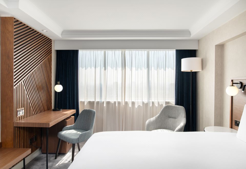 4. 힐튼 런던 메트..