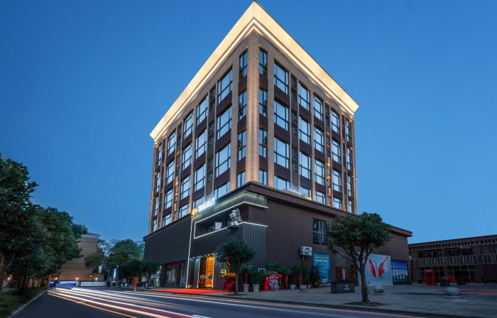 Kelly Hotel (Zhijiang Seven Star Plaza International Trade Shop)