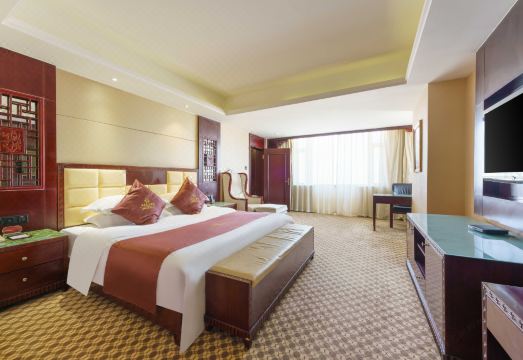 친이바크 인터내셔널 호텔 외부 전경