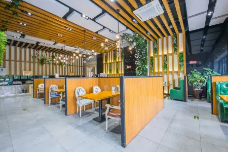 Vienna Hotel (Anfu) Отели рядом с достопримечательностью «Anfu Confucius Temple»