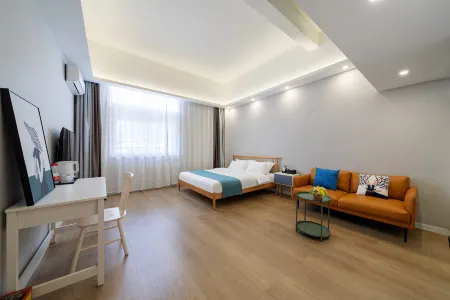 Wuyu Sea View Hotel Отели рядом с достопримечательностью «Dahuaxing Temple»