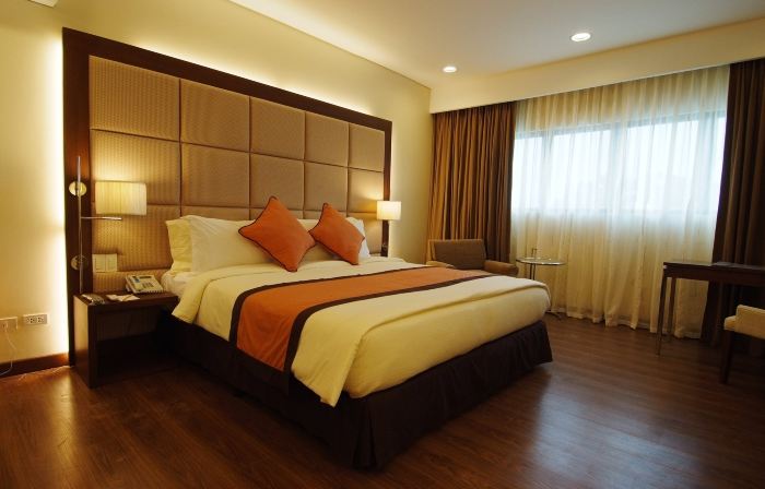 SanTomas Suites