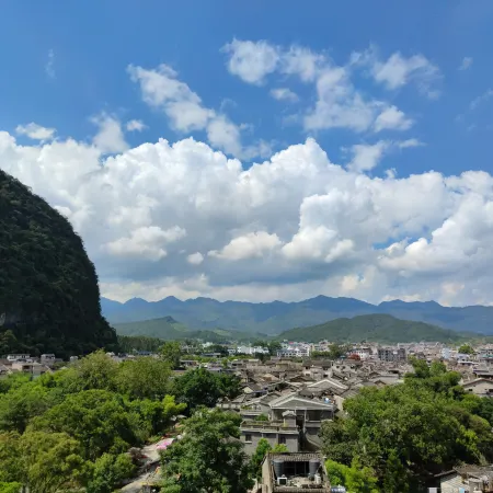 Huangyao Ancient Town Deyun Villa Scenic Homestay