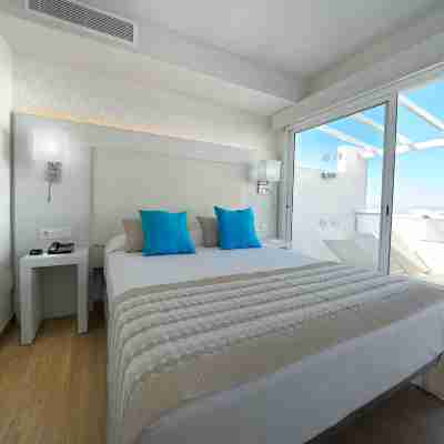 Aequora Lanzarote Suites Rooms