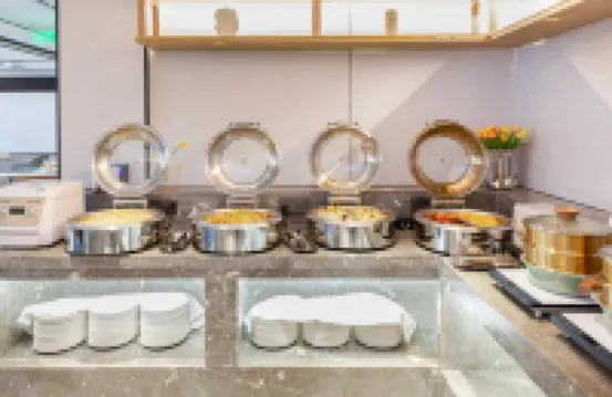 Yiwu Jinchen International Hotel