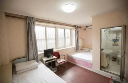 Baicheng Aige Fashion Hotel Отели рядом со станцией Baicheng Railway Station