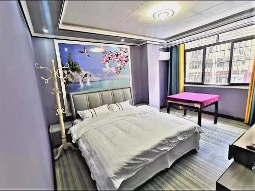 Narong Changlai Hotel
