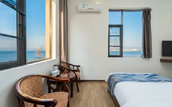 Dali knot, seaview Inn （erhai lake ecological corridor, entrance）