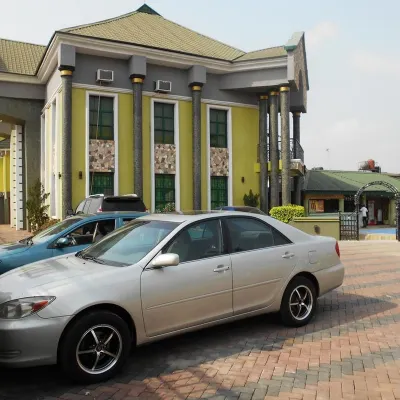 St. Regis Hotels & Resorts Hotel berhampiran Benin City Airport