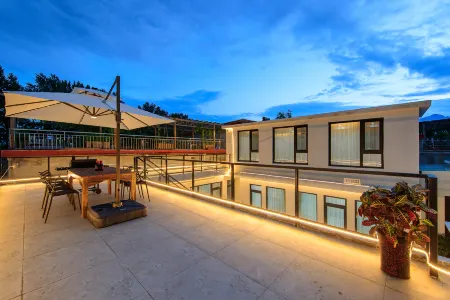 Beijing Chunhui Homestay (Yanqi Lake Branch) Отели рядом с достопримечательностью «University of Chinese Academy of Sciences (North to Hongda Mansion)»