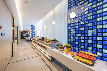 ATour Hotel chengdu Taikoo Li Chun xi Отели рядом с достопримечательностью «CH8 Livehouse (Wanmei)»