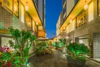 Huizhou Xingwashe Hotel (Tianyi City Chenjiangnan Station Store) Отели рядом с достопримечательностью «Lianyan Pavilion»